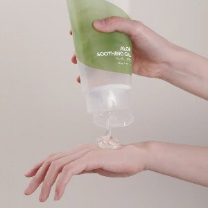 [ISNTREE] ALOE SOOTHING GEL MOISTURE TYPE, ALOE VERA 80% 150ML