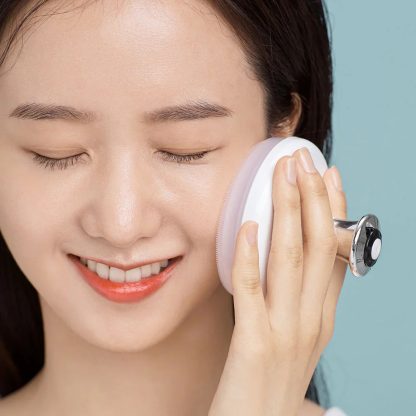 BENTON Pore Clear Brush