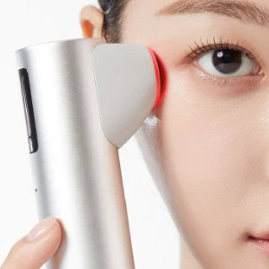 MEDICUBE AGE-R High Focus Shot