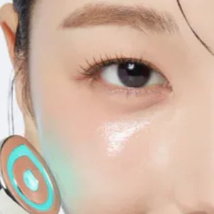 MEDICUBE AGE-R Booster Pro Purple 1