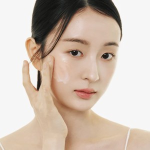 SKIN1004 Matrixyl 10 Boosting Shot Ampoule 9ml