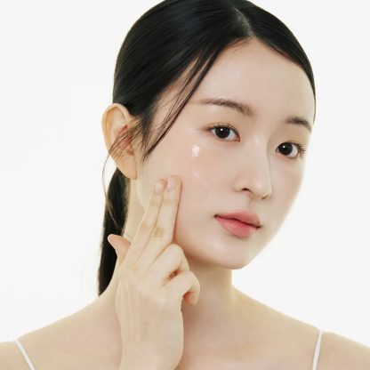 SKIN1004 Madagascar Centella Niacinamide 10 Boosting Shot Ampoule 30ml